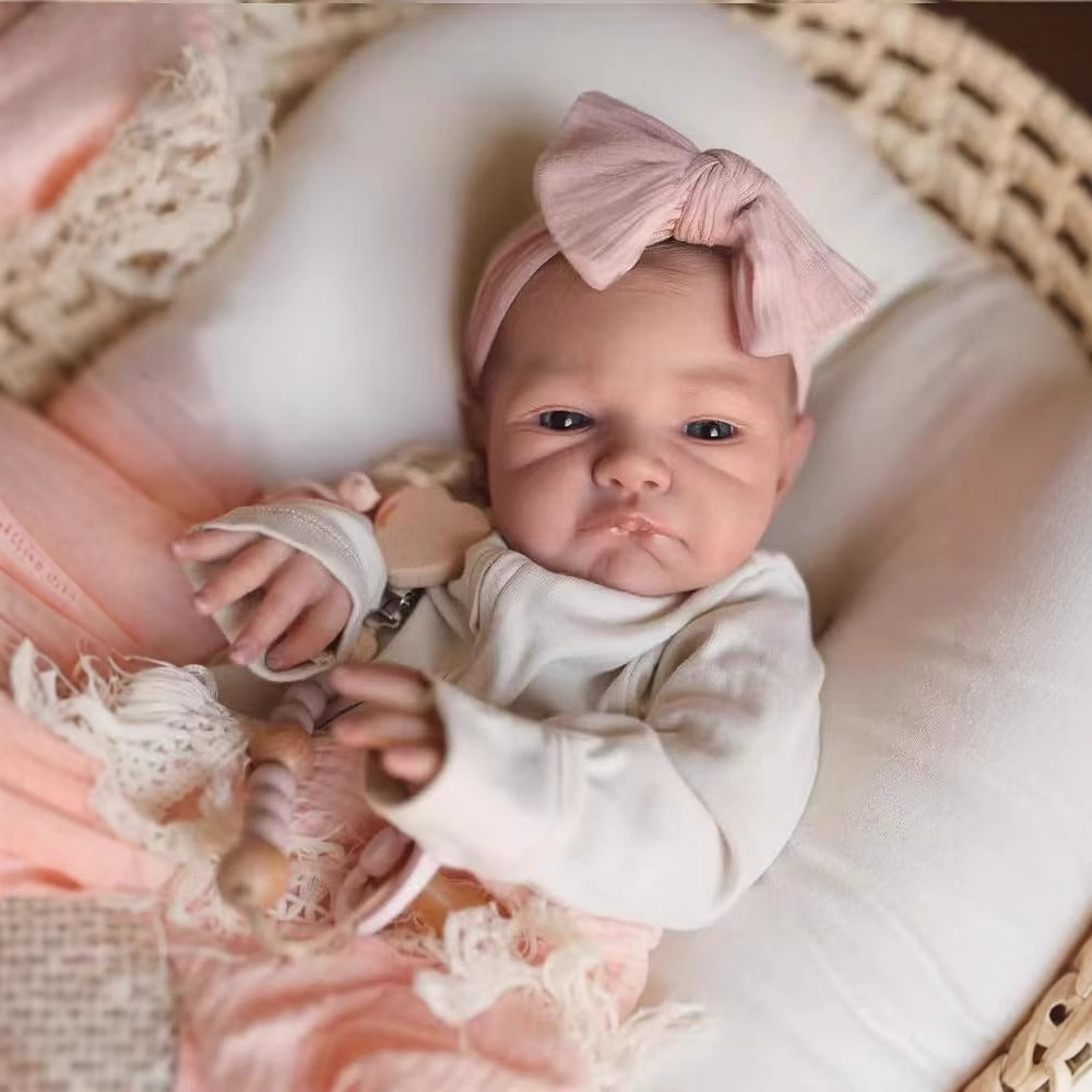 48CM Reborn Silicone Dolls Aug - Ethnic Fashion Girls 评论和价格